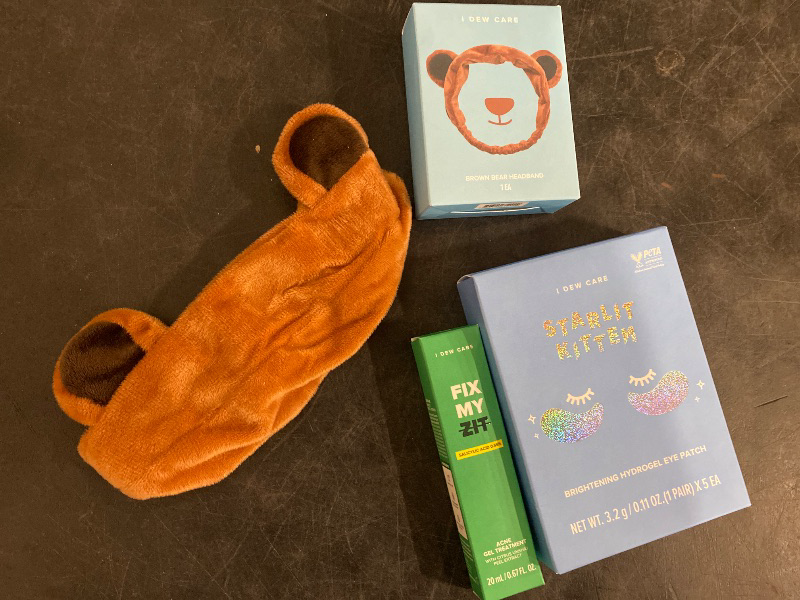 Photo 1 of I DEW CARE 3 Piece Beauty Set  Fix My Zit Acne Gel Treatment, Hydrogel Eye Patch Set, & A Brown Bear Face Wash Head Band 