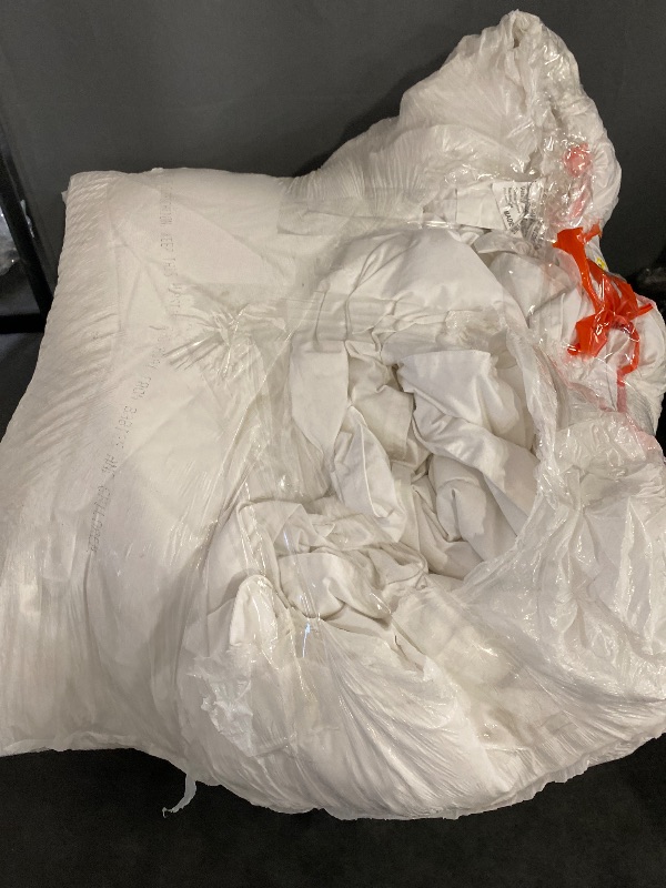 Photo 1 of DOWNCOOL Comforters Queen Size, Duvet Insert, White All Season Duvet, Lightweight Quilt, Down Alternative Hotel Comforter with Corner Tabs (White, Queen 88x92 Inches)