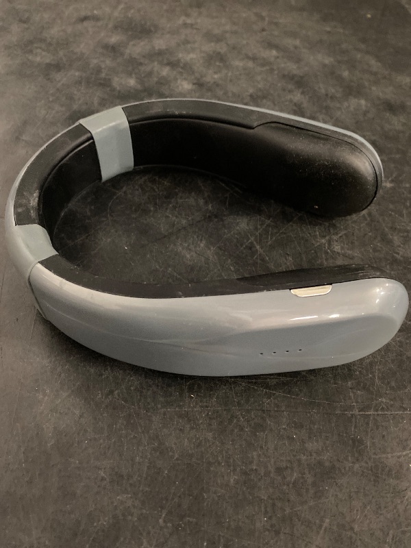 Photo 1 of Heating Neckband USB Charging, Quick Heating and Adjustable Temperature, Handsfree and Portable Design, Excellent Effects for Neck and Shoulder Pain, Winter Gift