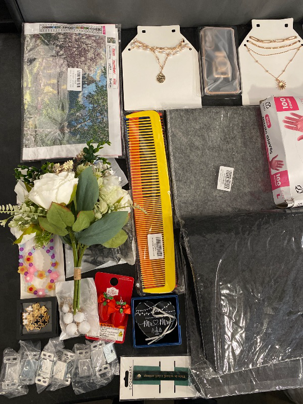 Photo 1 of 29 Item Bundle Home Decor, Beauty & Personal Care, Lighting , Jewelry, Arts & Crafts & Sewing, Cell Phone Accessories, Hardware, Computer Accessories, Cleaning Supplies, Hair Care, Outdoor Tools, Appliance Accessories, Seasonal & Party Supplies : 1213 Air