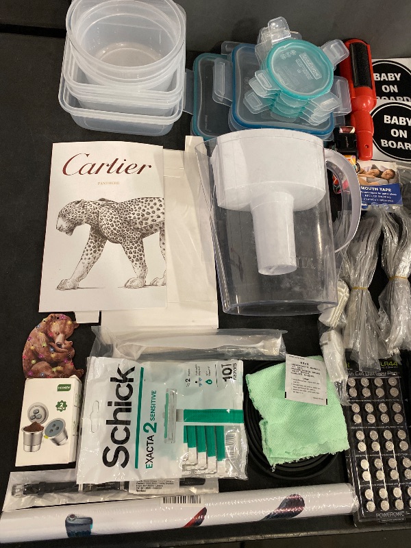 Photo 1 of 29 Item Miscellaneous Bundle | Hardware, Seasonal & Party Supplies, Kitchen & Dining, Cleaning Supplies, Storage & Organization, Hair Care, Woman's Clothing, Pet Supplies, Home Decor, Electronic Accessories