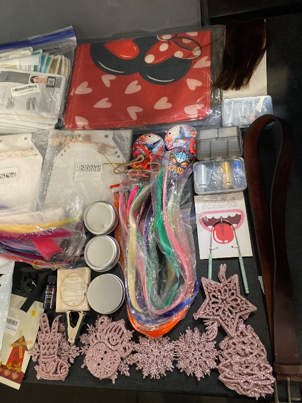 Photo 1 of 29 Item Miscellaneous Bundle : jewelry, Home Decor, Storage & Organization,  Hair Care, Skin Care, Kitchen & Dining, Patio & Garden