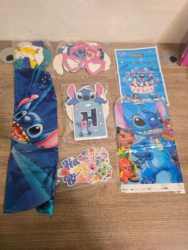 Photo 1 of 13Pc Lilo & Stitch Party Decoration Bundle - Table Mats, Balloons, Wall Stickers, Plates, Napkins, Stickers, Party Favor Bags