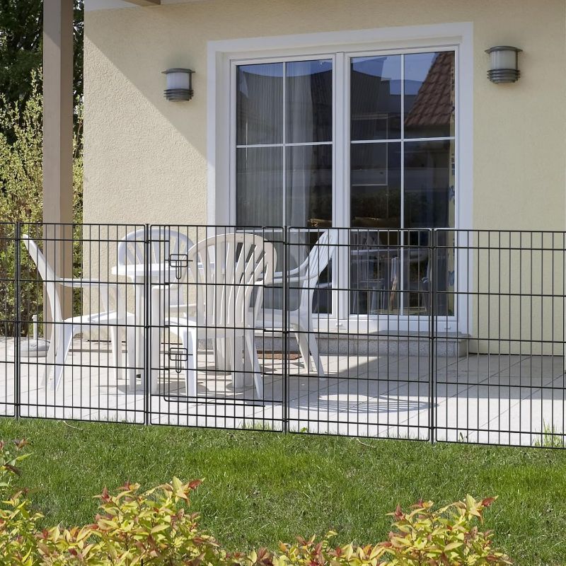 Photo 1 of  Decorative Metal Garden Fence 6 Panels 11.8ft (L)×30in (H) Garden Fence Outdoor 5 Fence Panels + 1 Gate Rustproof Wire No Dig Temporary Garden Fencing Animal Barrier Fencing for Yard Patio
