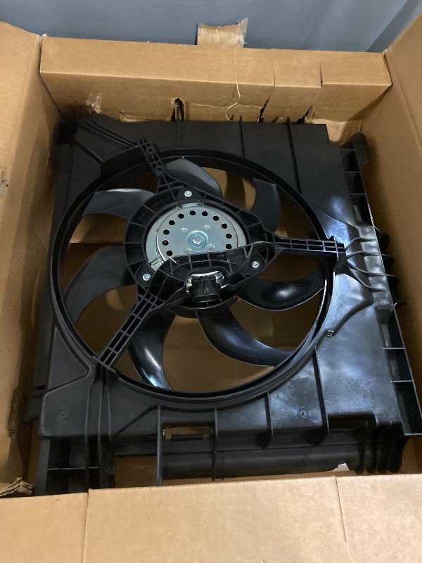 Photo 1 of BOXI Engine Cooling Fan Assembly for 2007 2008 2009 2010 2011 2012 2013 2014 2015 for Smart Car Fortwo 451 Replaces 0002009323