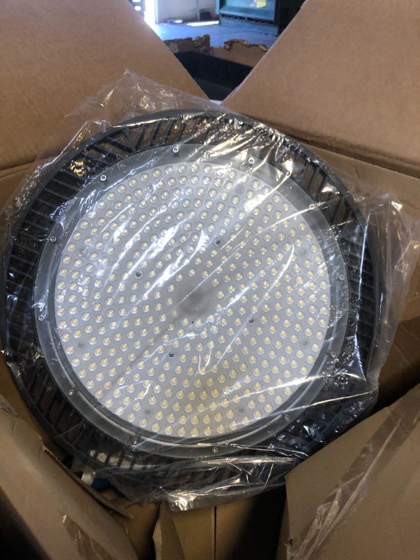 Photo 1 of Upgrade 350w Led Shop Lights, 6 pack Super Bright 52500lm 5000k Ufo Led High Bay Light, High Bay Led Shop Lights With Us Plug 5' Cable,Led Shop Light For Garage Workshop Factory Barn Gym Warehouse