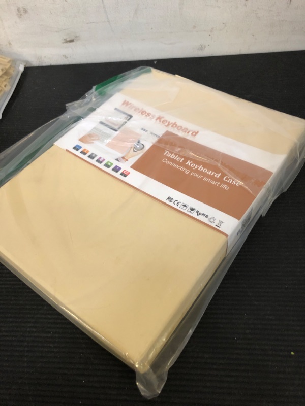 Photo 1 of Keyboard Case for iPad 9th Generation 2021/8th Gen/7th Gen 10.2 Inch, Detachable Wireless with Pencil Holder Keyboard Cover for New iPad 9th Gen/8th Gen/7th Gen 10.2"/iPad Pro 10.5", Dark Green