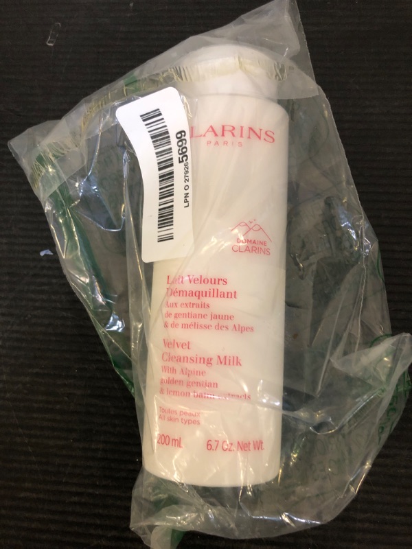 Photo 1 of Clarins Velvet Cleansing Milk | Award-Winning | Cleanses, Hydrates and Balances Skin's Microbiota | Dermatologist Tested | Ophthalmologist Tested | Colorant-Free | All Skin Types | 6.7 Ounces