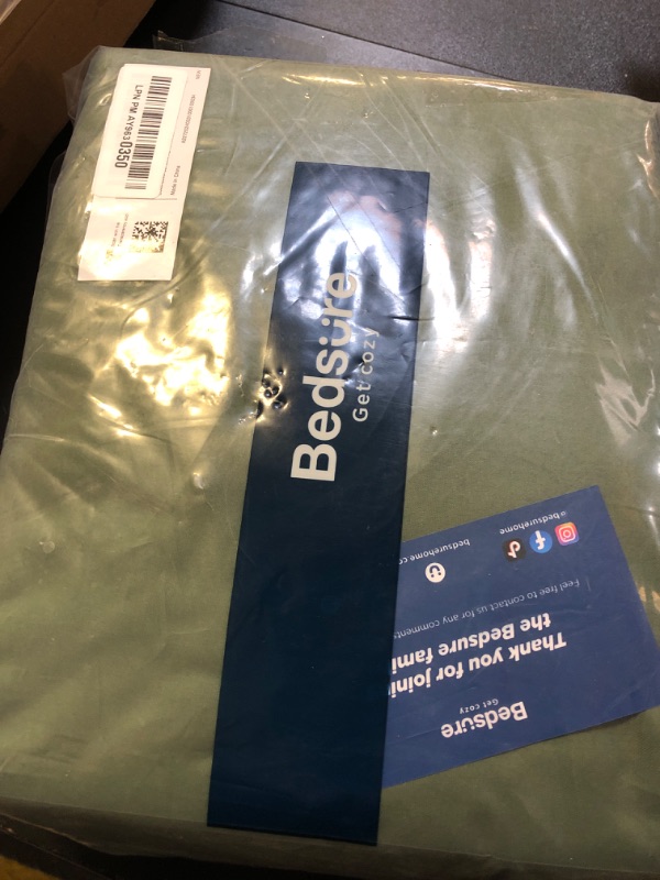 Photo 1 of Bedsure Olive Green Duvet Cover King Size - Brushed Microfiber Soft King Duvet Cover Set 3 Pieces with Zipper Closure