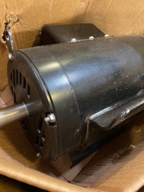 Photo 3 of VEVOR 7.5HP Air Compressor Electric Motor, 230V 30 Amps, 184T Frame 3450RPM, 1-1/8" Keyed Shaft, CW/CCW Rotation, 2.75" Shaft Length for Air Compressors