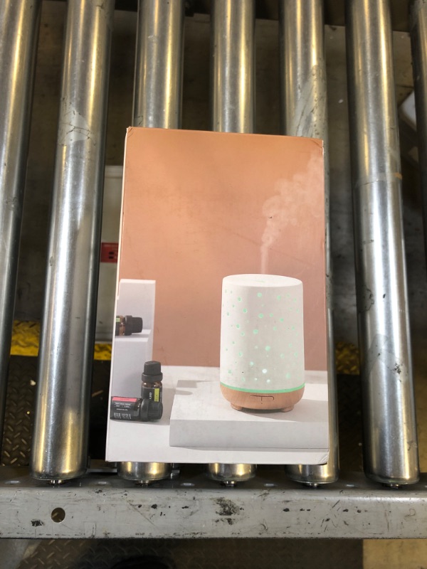 Photo 1 of InnoGear Essential Oil Diffuser, 150ml Ceramic Diffuser Ultrasonic Air Diffusers Humidifier Cool Mist Aromatherapy Diffuser with 2 Mist Modes Waterless Auto Off for Home Office, White