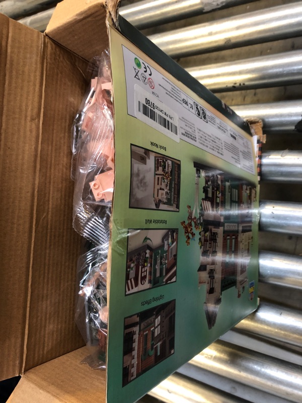 Photo 1 of QLT Book Nook Building Set with LED, Modular Building Block Sets Compatible with LegoIdeas Modular Building Sets (1194 Pcs), Bookend Adult Building Set for Adults and Kids