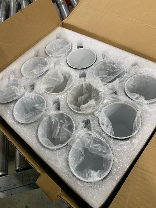 Photo 1 of TANGLONG Color Changing Coffee Mugs 15oz Sublimation Mugs Magic Mug Heat Sensitive Coffee Mugs Heat Changing Mugs Tazas Magicas Para Sublimacion Set of 12