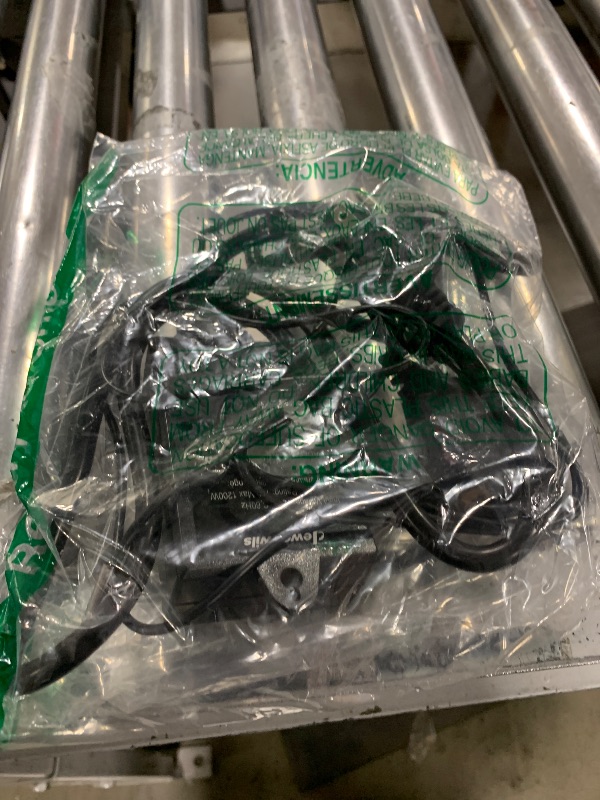 Photo 1 of DEWENWILS Digital Temperature Controller Thermostat Outlet with Heating & Cooling Mode for Chest Freezer, Home Brewing, Green House, Incubation, Reptiles, -22°-221°F, 120V/10A/1200W