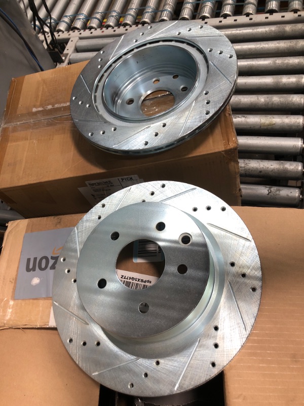 Photo 1 of **ROTORS ONLY**
R1 Concepts Rear Brakes and Rotors Kit |Rear Brake Pads| Brake Rotors and Pads| Ceramic Brake Pads and Rotors |fits Infiniti EX35, EX37, G25, G35, G37, M35, M45, Q40, QX50, Nissan 350Z, 370Z, Maxima