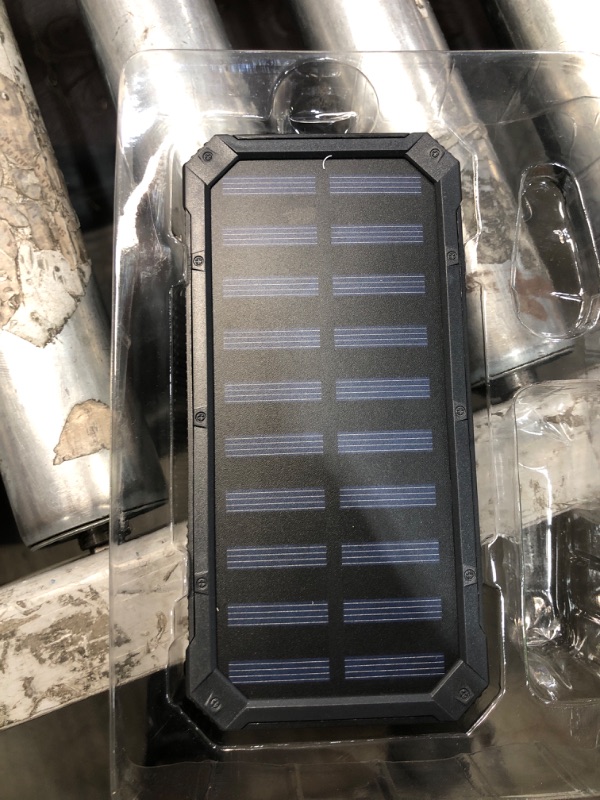 Photo 1 of 10,000mAh Solar power charging bank 