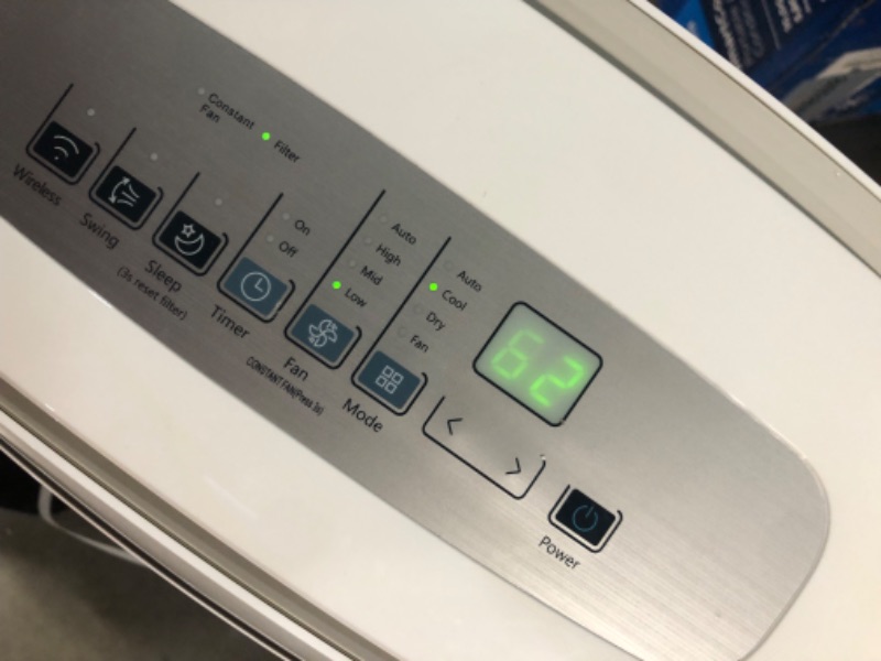 Photo 1 of ***USED - MISSING PARTS - UNTESTED - SEE COMMENTS***
Midea 3-in-1 Portable Air Conditioner, Dehumidifier, Fan, for Rooms Up to 200 Sq ft Enabled, 10,000 BTU Doe (5,800 BTU SACC) Control with R MAP10S1CWT