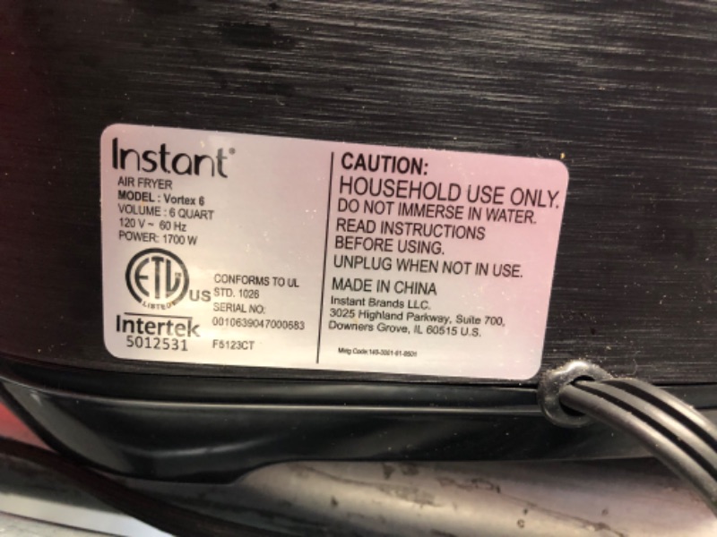 Photo 3 of ***NONREFUNDABLE - THIS SALE FINAL -  PARTS ONLY - SEE COMMENTS***
Instant Vortex 6QT XL Air Fryer, 4-in-1 Functions that Crisps, Roasts, Reheats, Bakes for Quick Easy Meals, 100+ In-App Recipes, is Dishwasher-Safe, from the Makers of Instant Pot, Black