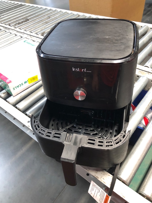 Photo 4 of ***NONREFUNDABLE - THIS SALE FINAL -  PARTS ONLY - SEE COMMENTS***
Instant Vortex 6QT XL Air Fryer, 4-in-1 Functions that Crisps, Roasts, Reheats, Bakes for Quick Easy Meals, 100+ In-App Recipes, is Dishwasher-Safe, from the Makers of Instant Pot, Black