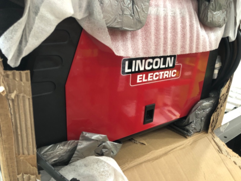 Photo 2 of *NEW* Lincoln Electric Power MIG 211i MIG Welder K6080-1