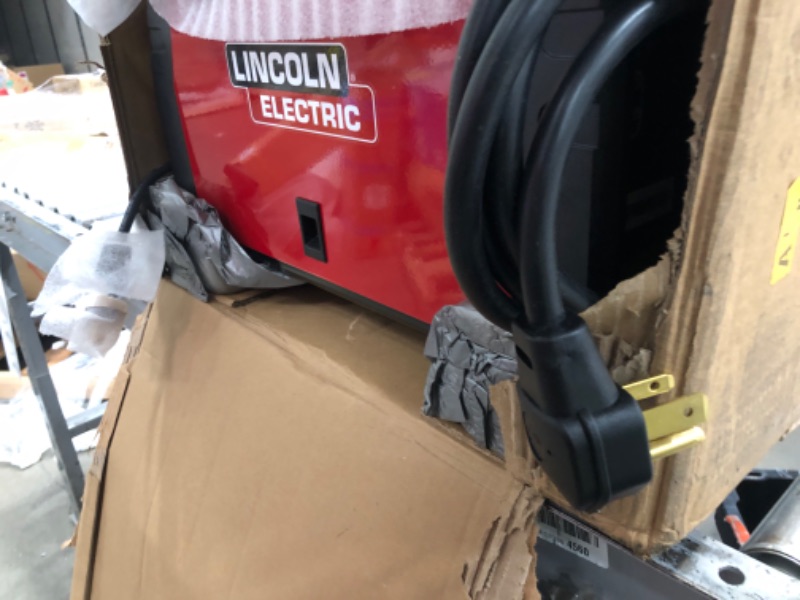 Photo 5 of *NEW* Lincoln Electric Power MIG 211i MIG Welder K6080-1