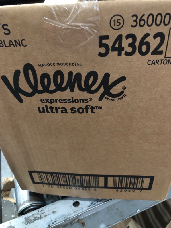 Photo 2 of  Kleenex Ultra Soft 12 PACK 45 white