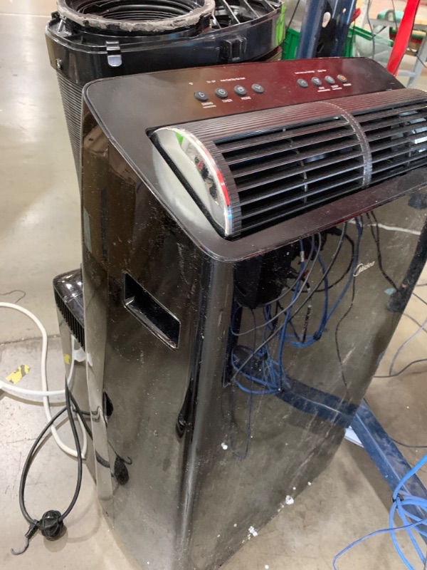 Photo 2 of *MISSING PARTS* Midea Duo 14,000 BTU (12,000 BTU SACC) High Efficiency Inverter Ultra Quiet Portable Air Conditioner,with Heat up to 550 Sq. Ft., Works with Alexa/Google Assistant, with Remote Control & Window Kit

