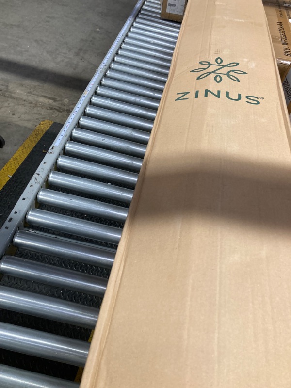 Photo 4 of *ZINUS 10 Inch True Support Hybrid Mattress [New Version], King, Fiberglass Free, Medium Feel, Motion Isolation, Certified Safe Foams & Fabric, Mattress in A Box**BOX TORN/RIPPED***