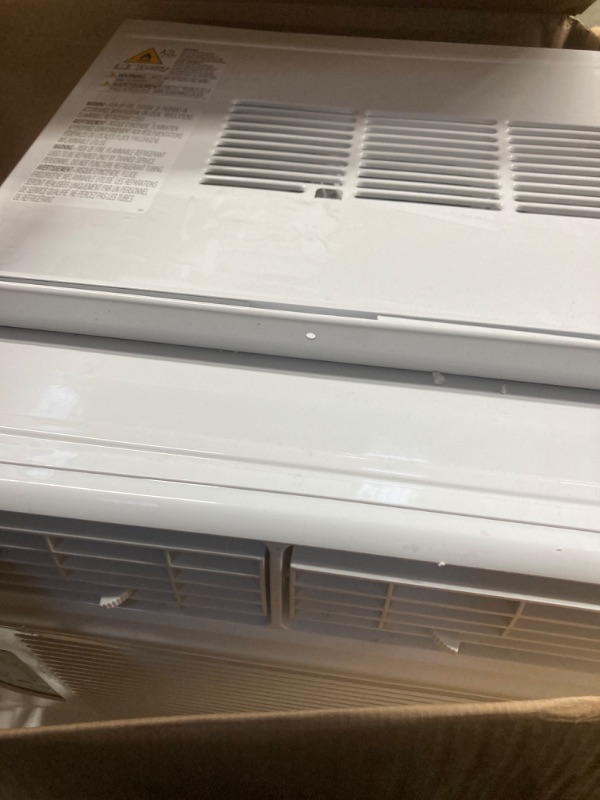 Photo 2 of **see notes**
Keystone 8,000 BTU Wall Mounted Air Conditioner with Supplemental Heat and Dehumidifier Function, 115V, Wall AC for Small-Medium Sized Rooms up to 350 Sq.Ft. with Remote, Quiet, High Efficiency AC