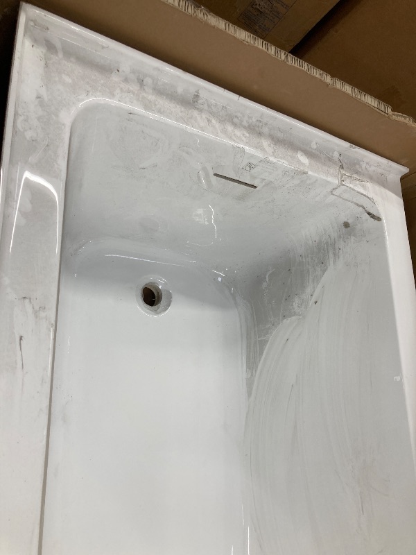 Photo 1 of ***A FEW SCRATCHES***Aqua Eden VTAP603222R 60-Inch Acrylic 3-Wall Alcove Tub with Right Hand Drain Hole, White***A FEW SCRATCHES***
