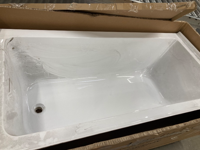 Photo 1 of ***A FEW SCRATCHES***Aqua Eden VTAP603222R 60-Inch Acrylic 3-Wall Alcove Tub with Right Hand Drain Hole, White***A FEW SCRATCHES***