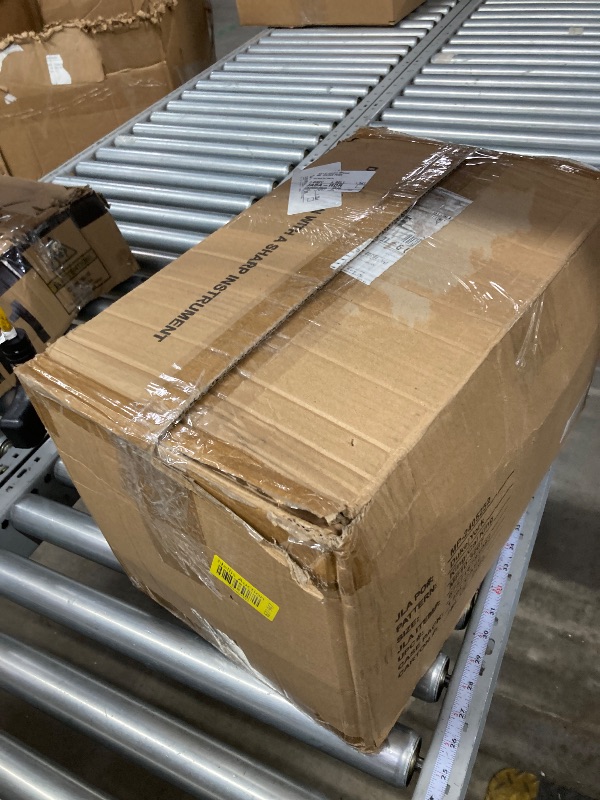 Photo 1 of ***MISSING PILLOW SHAMS -SELLING ASIS *** Madison Park Duke Luxe Faux Fur Reversible Comforter Soft Plush Reverse, Modern Down Alternative Filling Cozy Bedding, Box Quilted Warm Cover, King/Cal King, Champagne 1 Piece