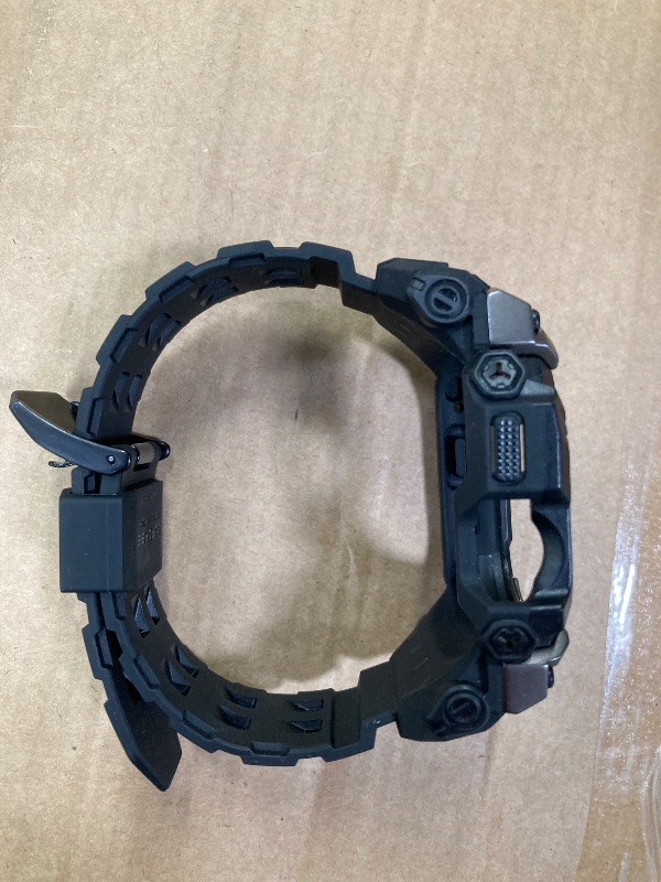 Photo 1 of **NOT IN ORIGINAL PACKAGE**SUPCASE for Apple Watch 11/10 46mm Case with Band (Unicorn Beetle Ore), [Anti-Scratch] [Military-Grade Protection] Rugged Sport Men Bumper Case Cover with Adjustable Strap Band for iWatch 11/10 46mm, Black