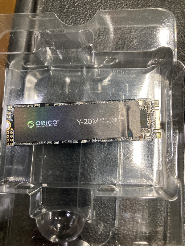 Photo 1 of ***It's used; it's unknown if it's missing parts and if it works 100%.****Western Digital 1TB SN850 NVMe SSD for PS5 Consoles Solid State Drive with Heatsink - Gen4 PCIe, M.2 2280, Up to 7,000 MB/s - WDBBKW0010BBK-WRSN