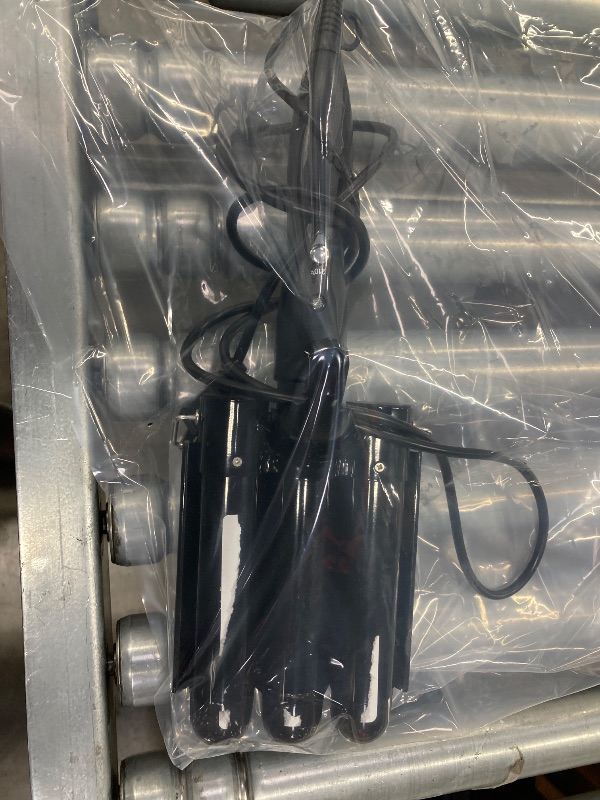 Photo 1 of **NO BOX**3 Barrel Curling Iron Jumbo 1.25 inch (32mm) Hair Curling Wand Crimper Instant Heating Adjustable Hair Curler with 2 Temperature Control