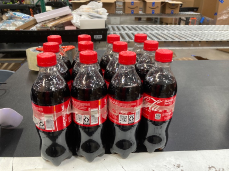 Photo 1 of Coca-Cola    ***PACK OF 12***