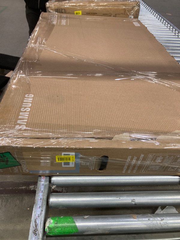 Photo 1 of SAMSUNG 55-Inch Class QLED 4K QN90D Series Neo Quantum HDR+ Smart TV w/Dolby Atmos, Object Tracking Sound+, Motion Xcelerator, Real Depth Enhancer Pro, Alexa Built-in (QN55QN90D, 2024 Model)