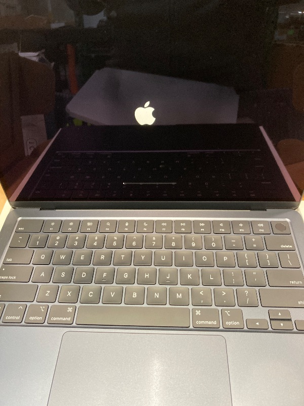 Photo 4 of Apple 2022 MacBook Air Laptop with M2 chip: Built for Apple Intelligence, 13.6-inch Liquid Retina Display, 16GB RAM, 256GB SSD Storage, Backlit Keyboard, 1080p FaceTime HD Camera; Midnight