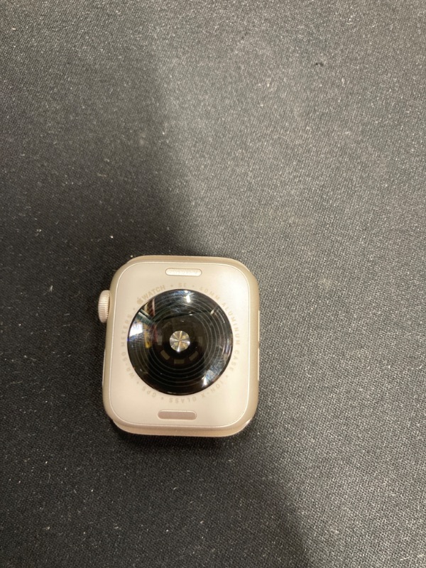 Photo 1 of ((( just watch face))) Apple Watch SE (2nd Gen) [GPS 40mm] Smartwatch with Starlight Aluminium Case with Starlight Sport Band S/M. Fitness and Sleep Trackers, Crash Detection, Heart Rate Monitor, Retina Display
