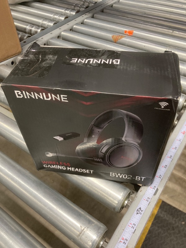 Photo 5 of BINNUNE 2.4GHz Wireless Gaming Headset for PS5 PS4 PC,NS, Bluetooth 5.2 USB Gamer Headphones with Noise Canceling Microphone for Laptop Mobile Mac - ONLY 3.5mm Wired Mode for Xbox Series -Black, Pre-Owned- some wear, Untested, 