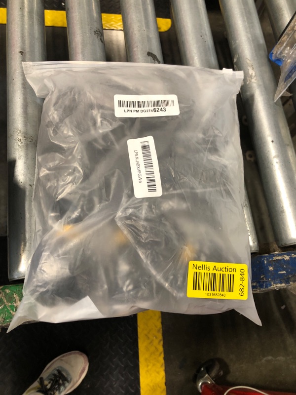 Photo 1 of #1B Yaki Straight Weave Bundles Human Hair Color 1B Kinky Straight Bundles Brazilian Human Hair Weave Extensions Double Weft Remy Hair Soft and Silky for Black Women (16 16 16 inch,3 Bundles)