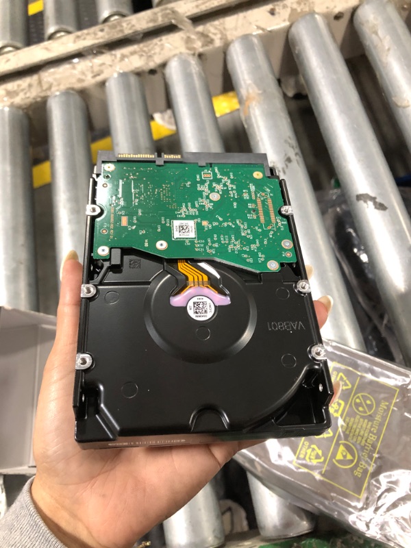 Photo 1 of Western Digital 8TB WD_Black Performance Internal Hard Drive HDD - 7200 RPM, SATA 6 Gb/s, 256 MB Cache, 3.5" - WD8002FZBX