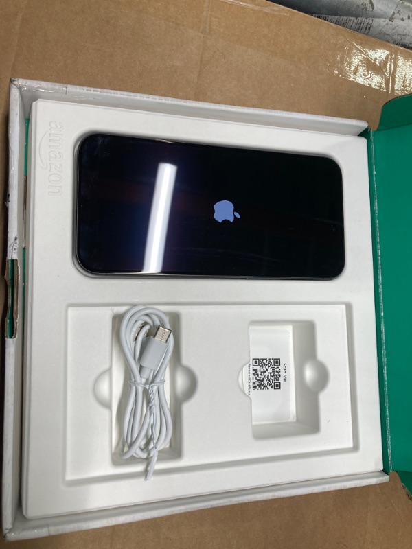 Photo 2 of ***1 PIECE IS MISSING***
Apple iPhone 15 Pro Max, 256GB, Black Titanium - Unlocked (Renewed Premium)