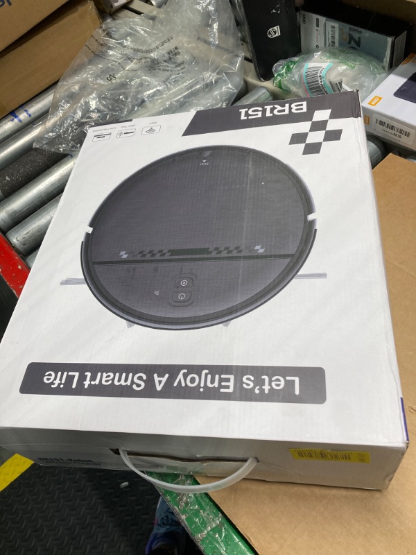 Photo 4 of ***VERY USED// NO RETURN***
MANVN Robot Vacuum and Mop Combo, Robot Vacuum with Wi-Fi/APP, Self-Charging Robot Vacuum and Mop Ultra Slim Quiet, Ideal for Hard Floor, Pet Hair and Daily Cleaning