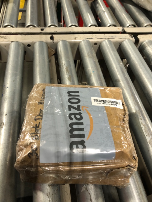 Photo 1 of TDCHINGES 30 Pack Rounded Matte Black Door Hinges 3.5 Inch 5/8" Radius Interior 3 1/2 Inch Flat Iron Bifold Easy Installation Standard Hinge No Squeak,Bedroom Indoor for Doors 3 ½" Hardware Controls