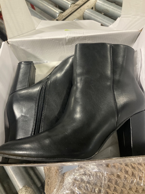 Photo 1 of Rollda Women's Pointed Toe Ankle Boots Chunky High Heel Ankle Booties Side Zipper Short Boots Black PU Size 7.5