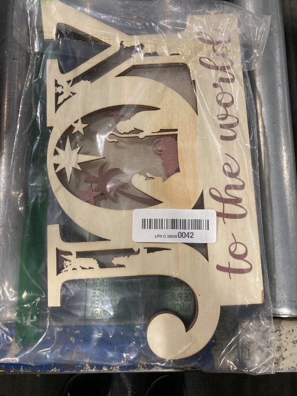 Photo 1 of Vercraft Christmas Tree Topper Nativity Scene Tree Topper Lighted 11.8inch 3D Wooden Christian Religious Christmas Tree Decorations LED Xmas Decor Ornaments for Christmas Party Ornaments Gift Decor