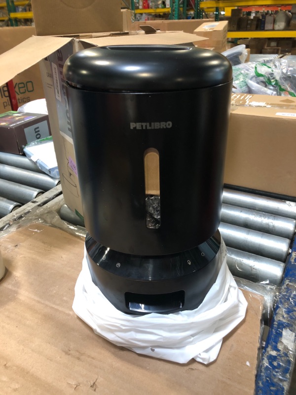 View 2 of PETLIBRO Automatic Cat Feeder, 5G WiFi Automatic Dog Feeder with Freshness Preservation, 5L Timed Cat Feeder with Low Food Sensor, Up to 10 Meals Per Day, Granary Pet Feeder for Cats, Black