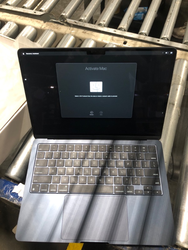 Photo 4 of **FOR PARTS ONLY** GLITCHES** Apple 2022 MacBook Air M2 Chip (13-inch, 8GB RAM, 256GB SSD Storage) (QWERTY English) Midnight (Renewed Premium)