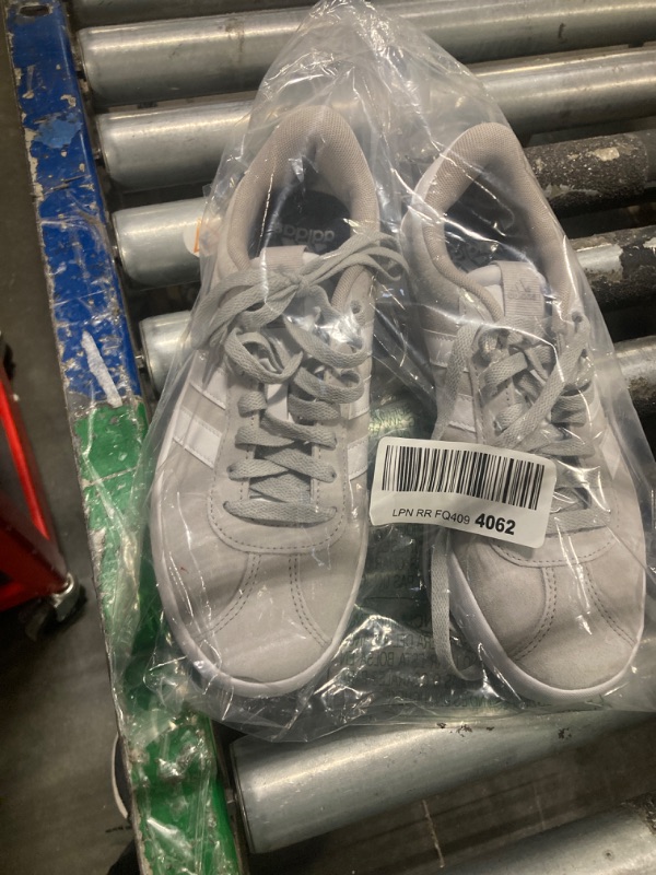 Photo 1 of adidas Women's VL Court 3.0 Sneaker us 8